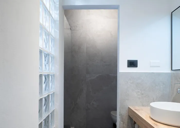 Maison Saint Michel Monte Nero Milán