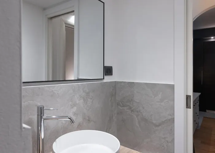 Maison Saint Michel Monte Nero Milán