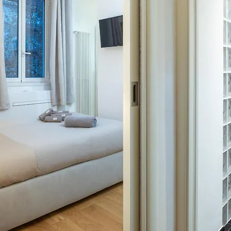 Apartment Maison Saint Michel Monte Nero Milan